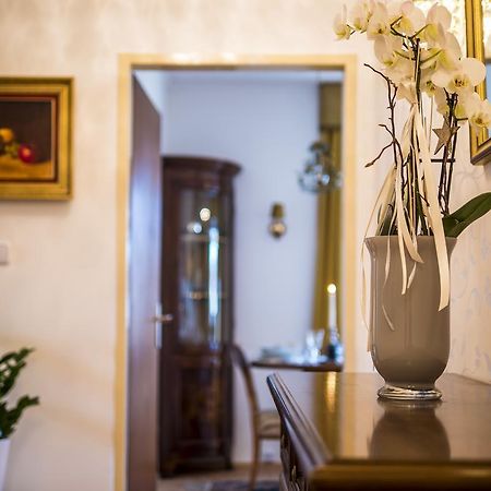 Apartment "Maria Theresia" Graz Exterior photo